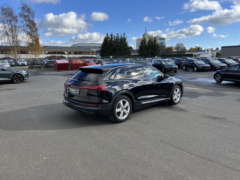 Audi e-tron 2022