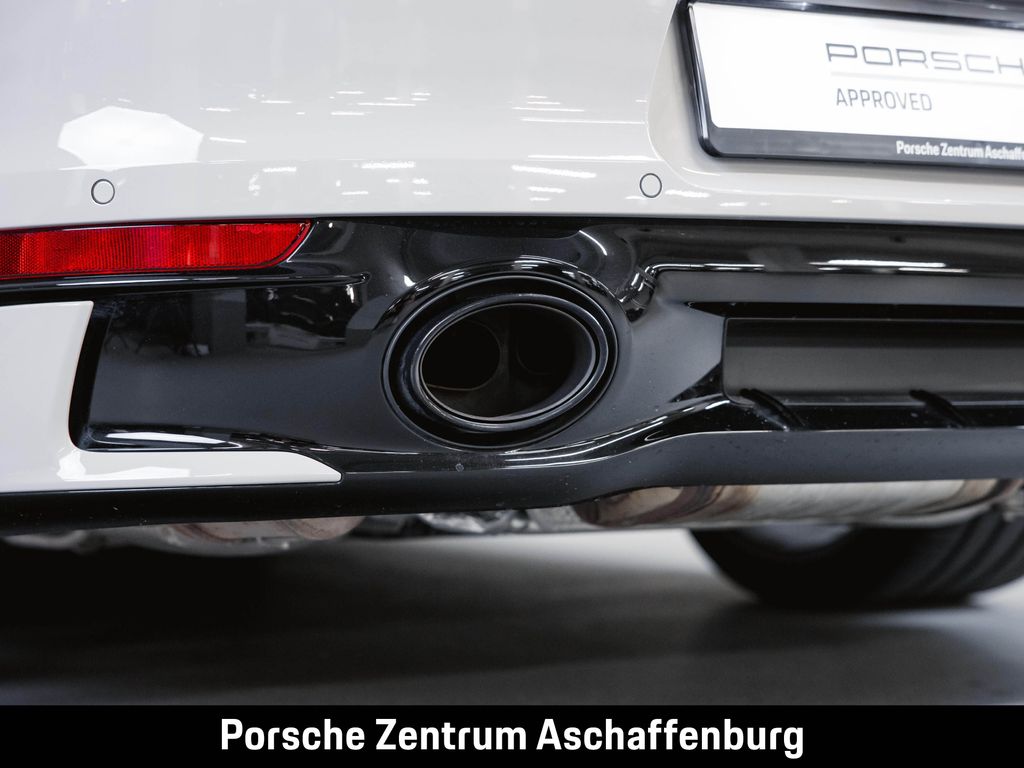 Porsche 992 2024