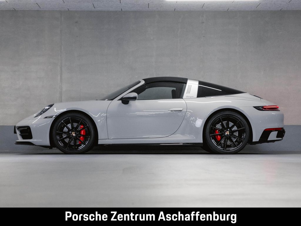 Porsche 992 2024