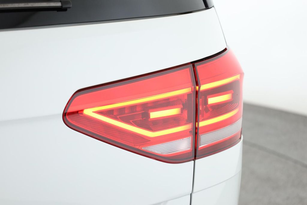 Volkswagen Touran 2025