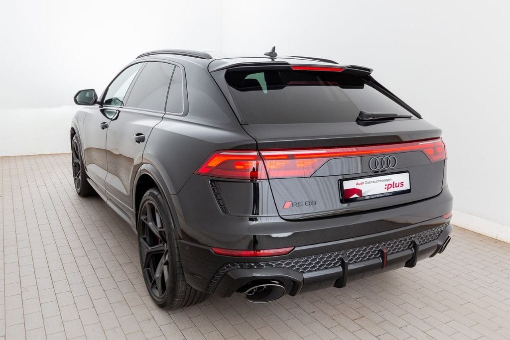 Audi RSQ8 2025