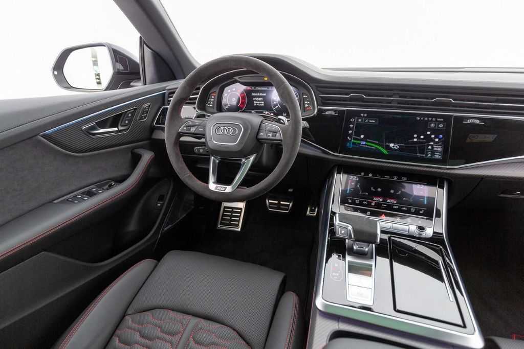 Audi RSQ8 2025