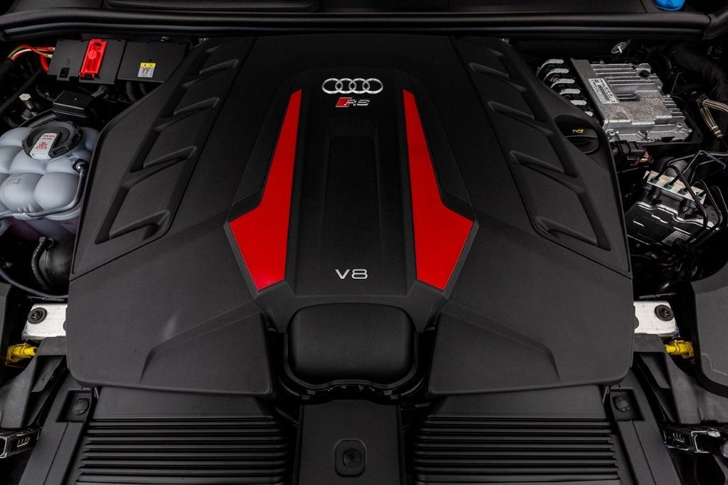 Audi RSQ8 2025