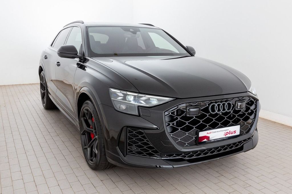 Audi RSQ8 2025