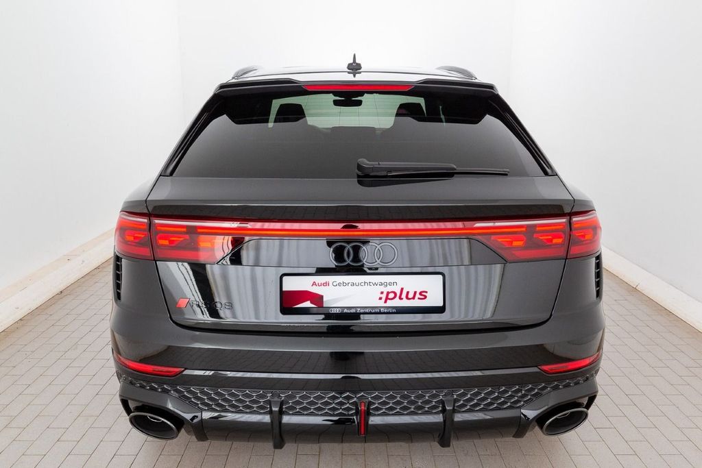 Audi RSQ8 2025