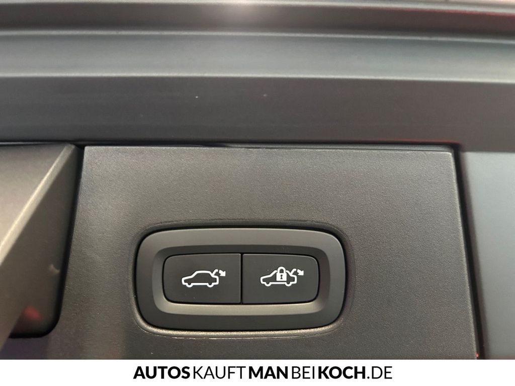 Volvo V90 2022