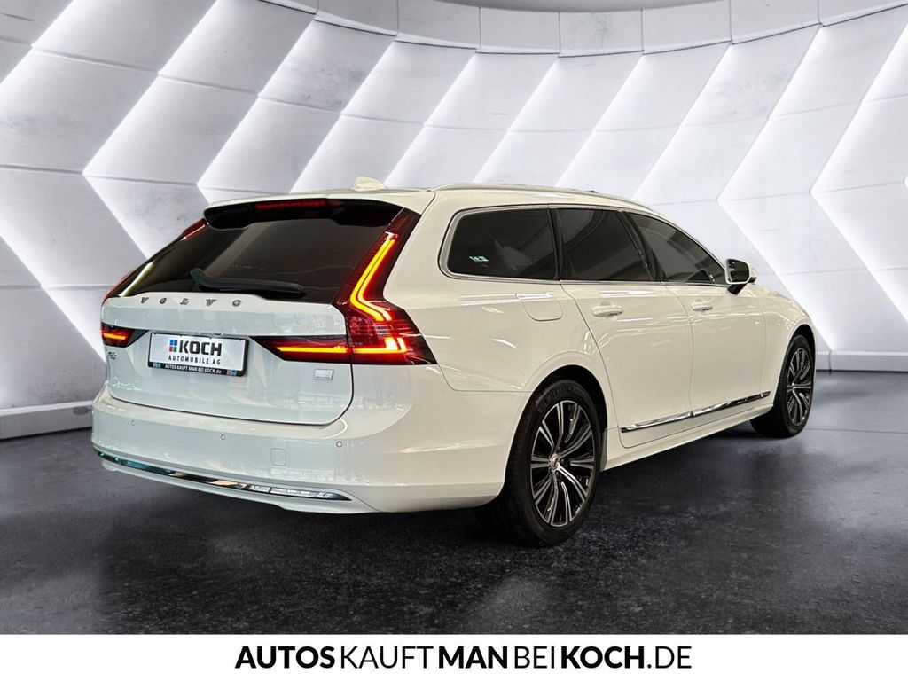 Volvo V90 2022