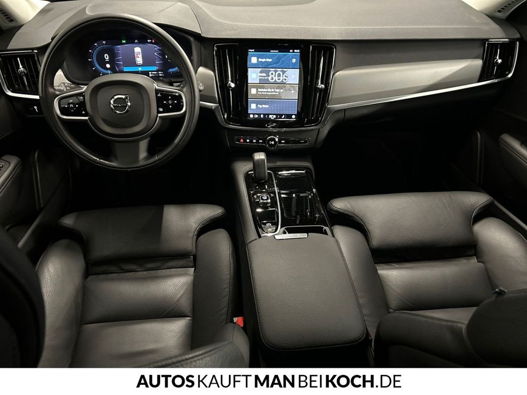 Volvo V90 2022