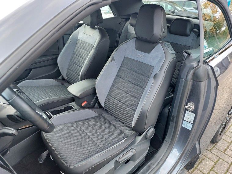 Volkswagen T-Roc 2023