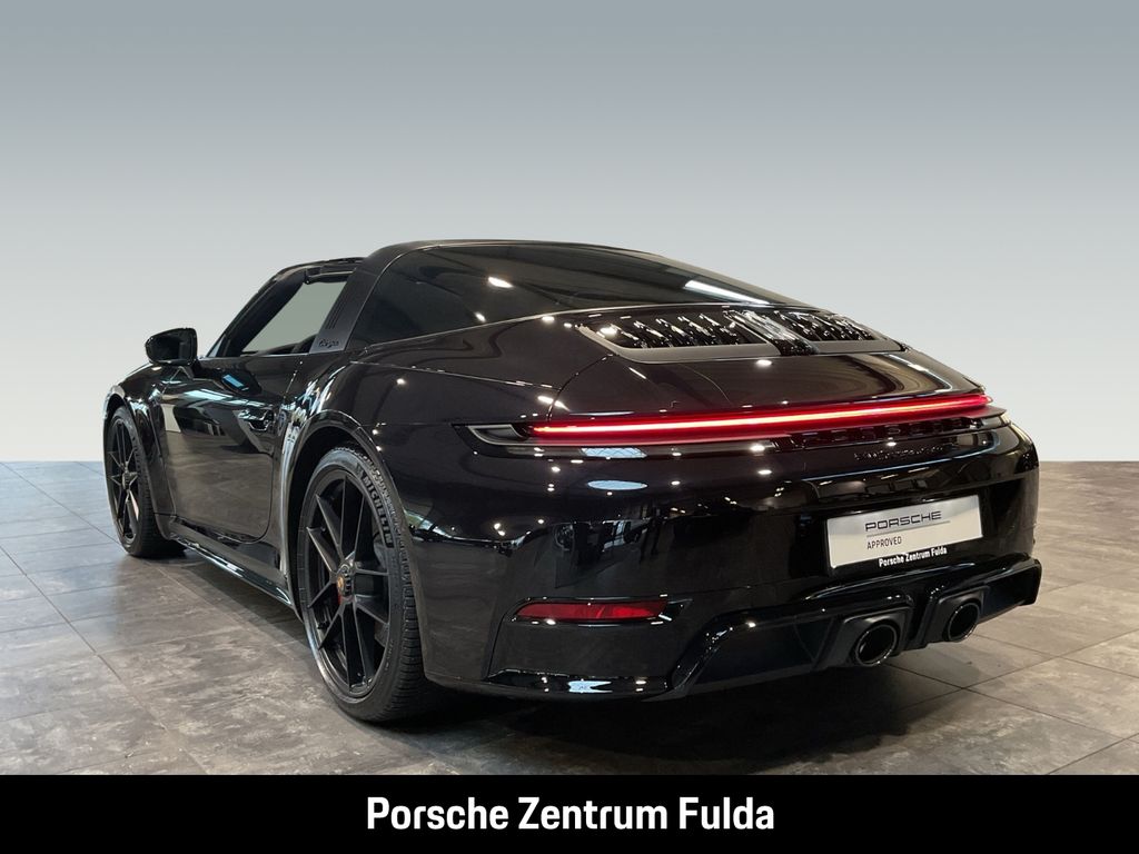 Porsche 992 2025
