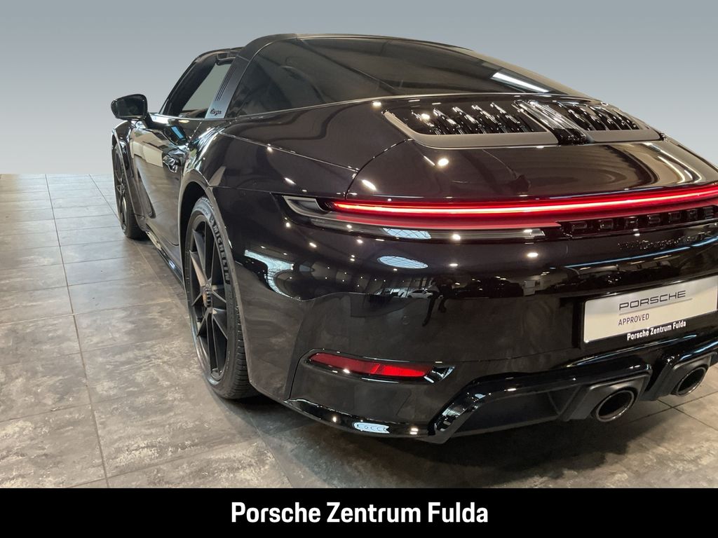 Porsche 992 2025