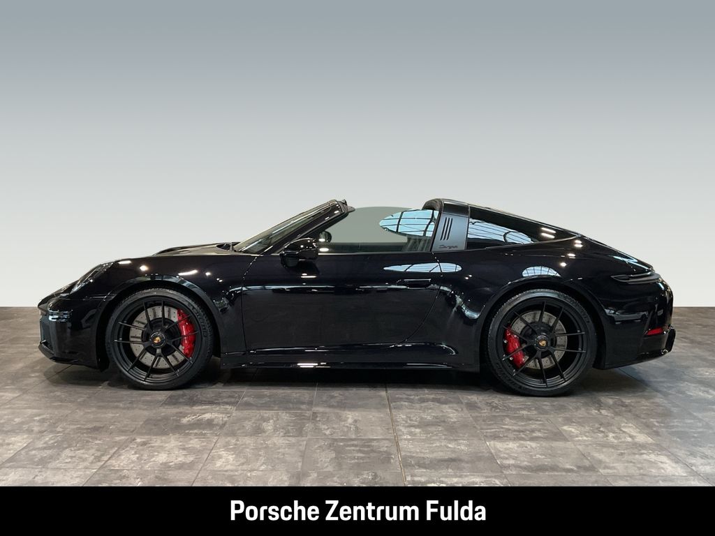 Porsche 992 2025