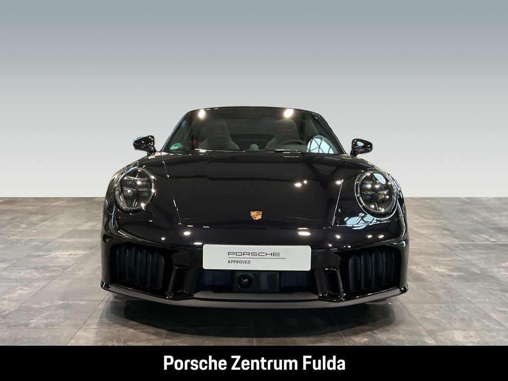 Porsche 992 2025