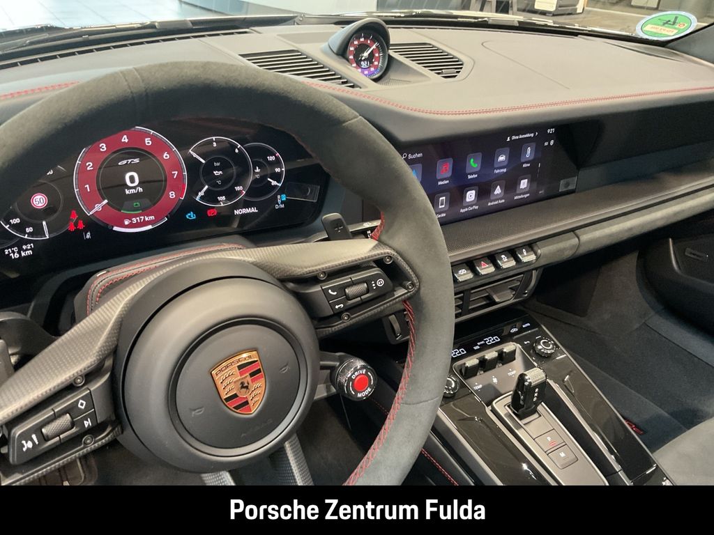 Porsche 992 2025