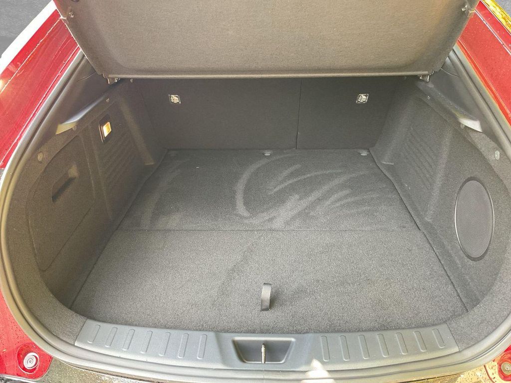 Mazda 6e 2025
