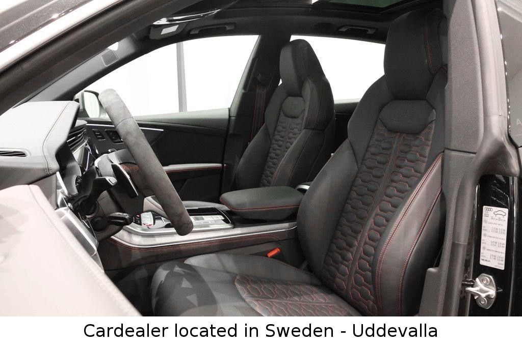 Audi RSQ8 2025