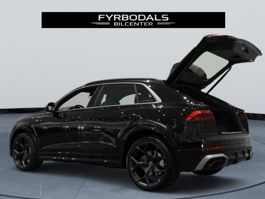 Audi RSQ8 2025