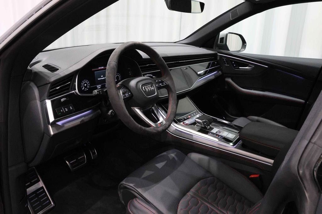 Audi RSQ8 2025
