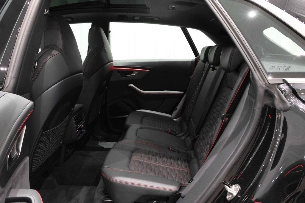 Audi RSQ8 2025