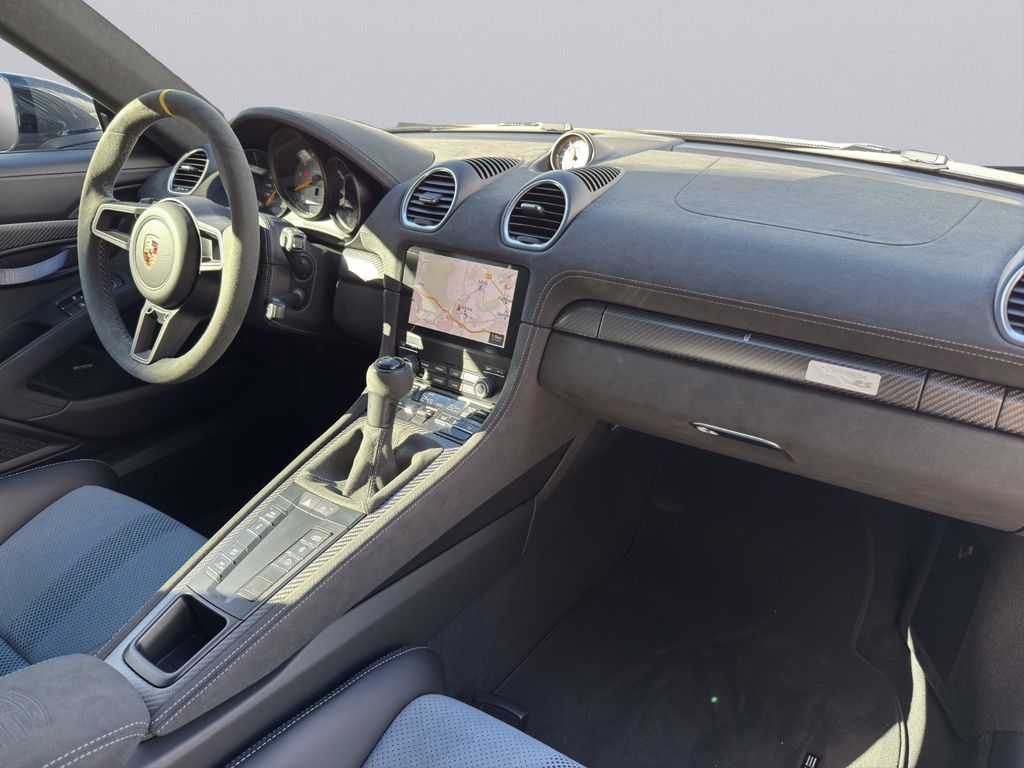 Porsche Boxster 2025