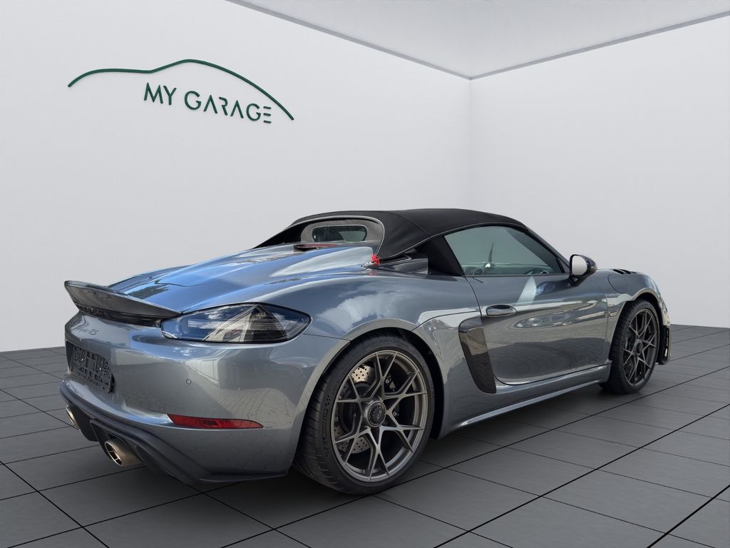 Porsche Boxster 2025
