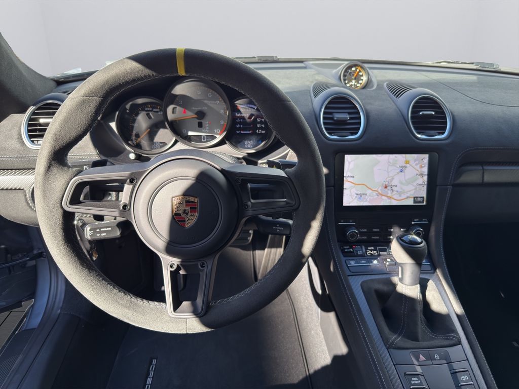 Porsche Boxster 2025