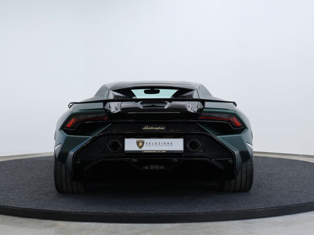 Lamborghini Huracán 2024
