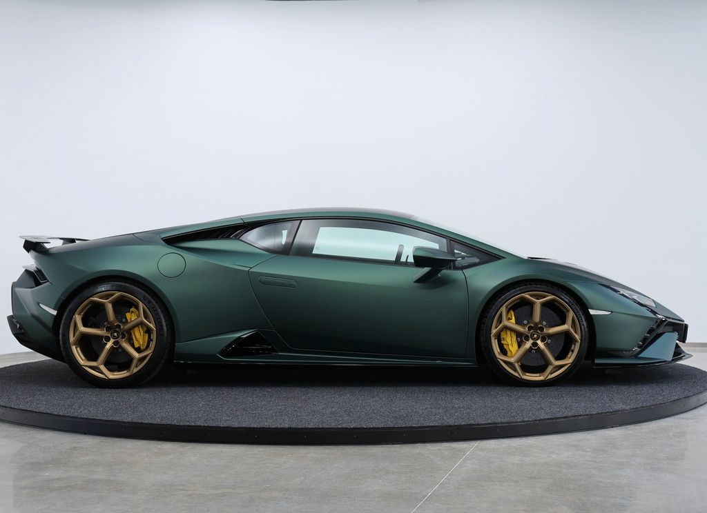 Lamborghini Huracán 2024