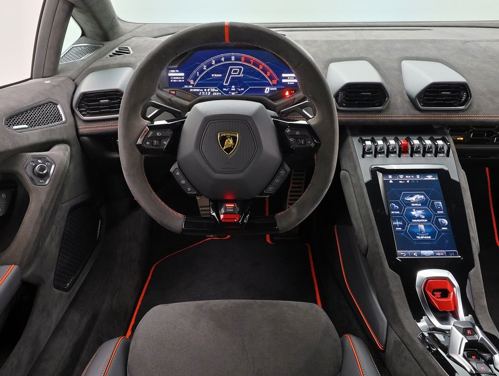 Lamborghini Huracán 2024