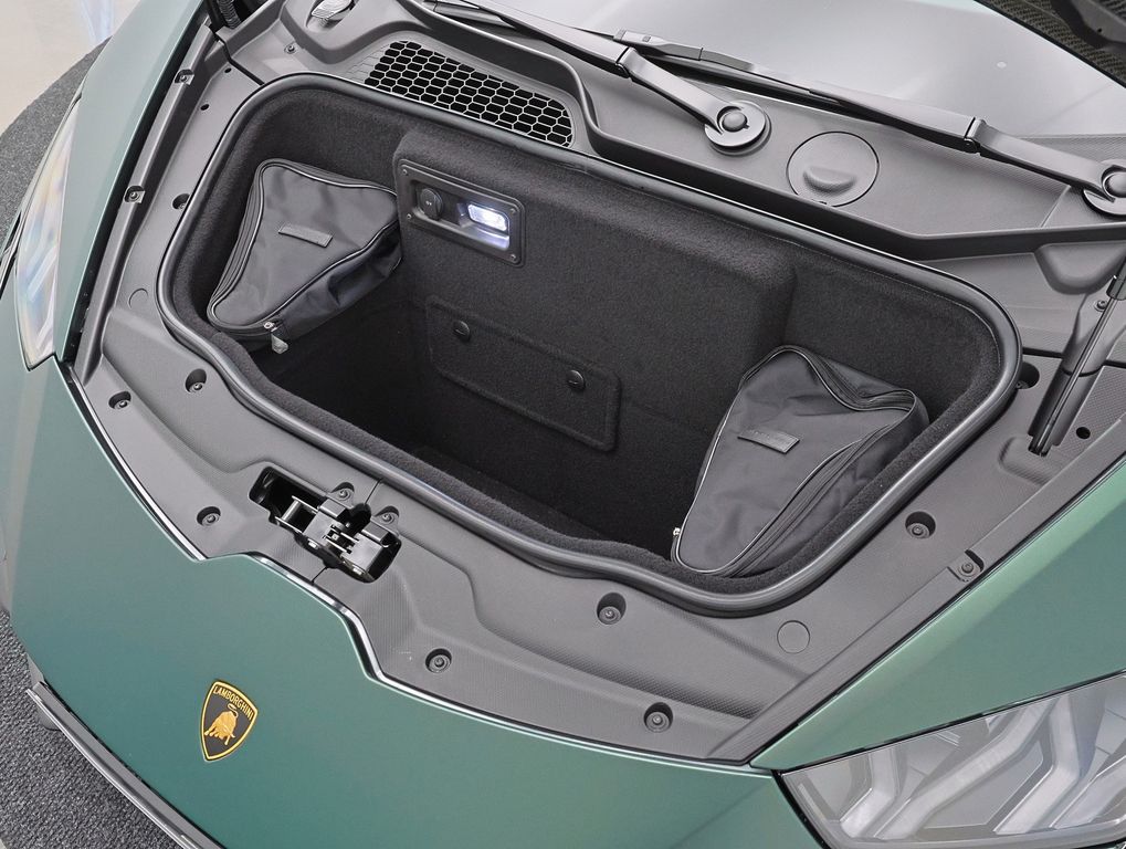 Lamborghini Huracán 2024