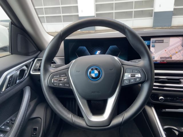 BMW i4 2023