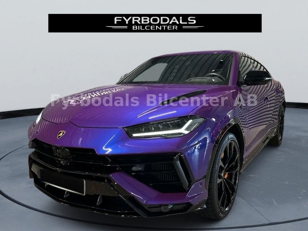 Lamborghini Urus 2024