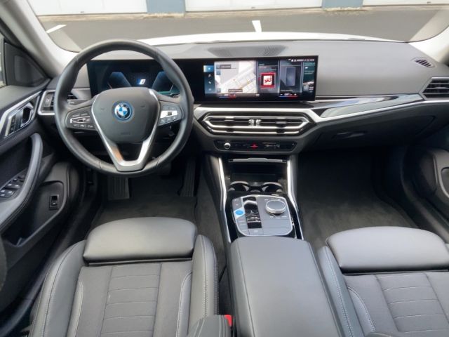 BMW i4 2023