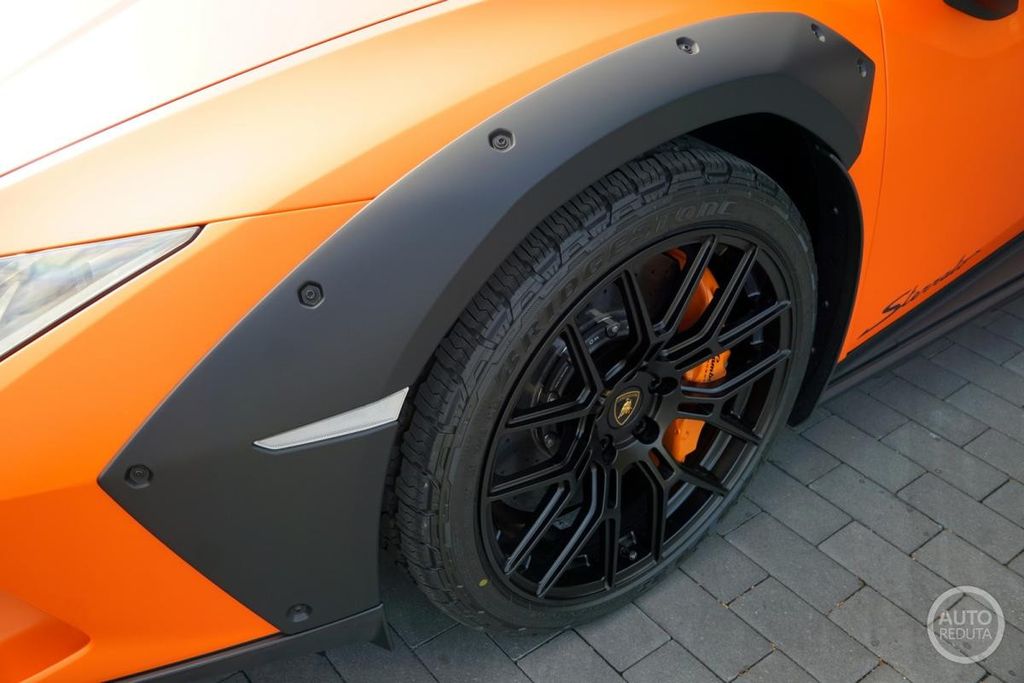 Lamborghini Huracán 2024