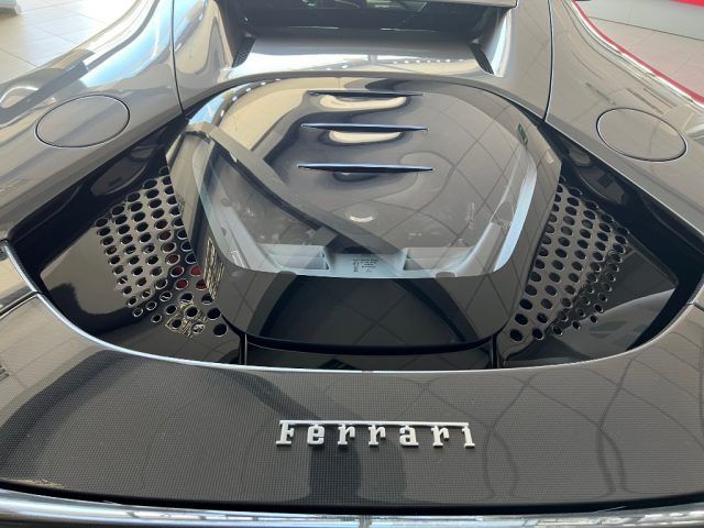 Ferrari LaFerrari 2022