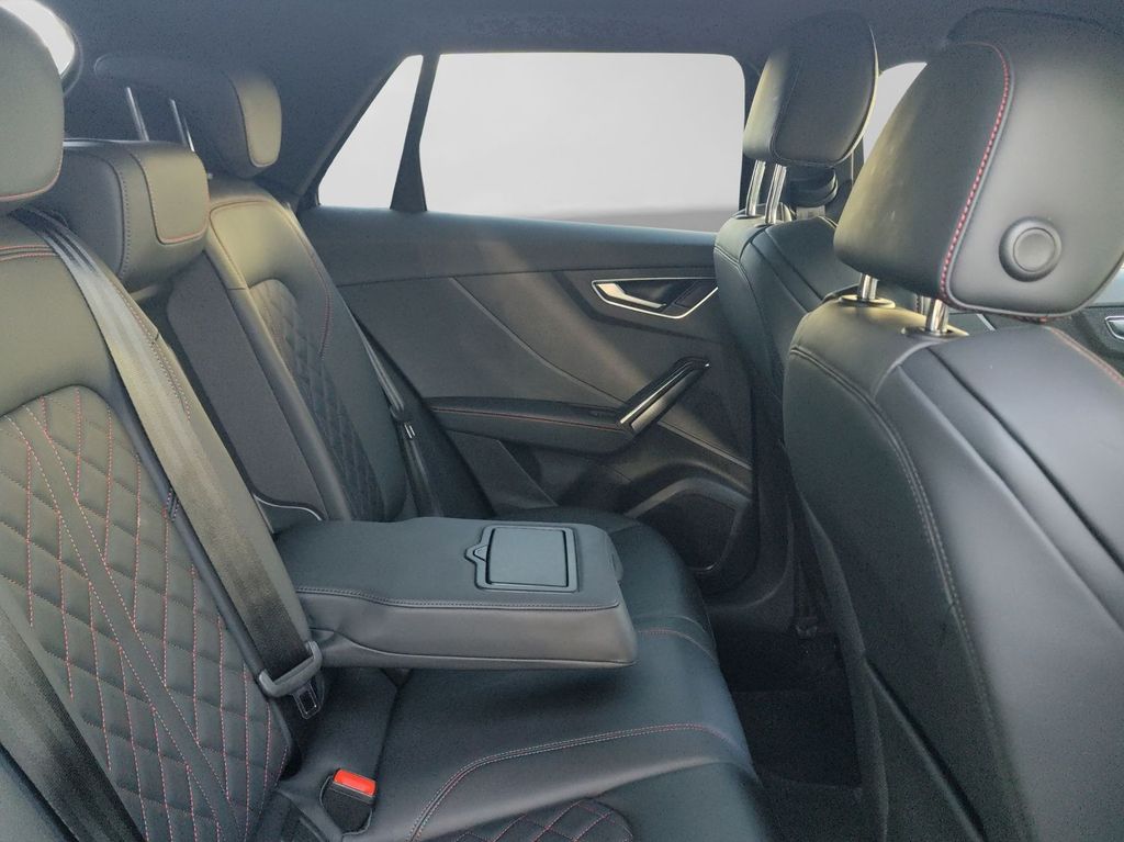 Audi Q2 2024