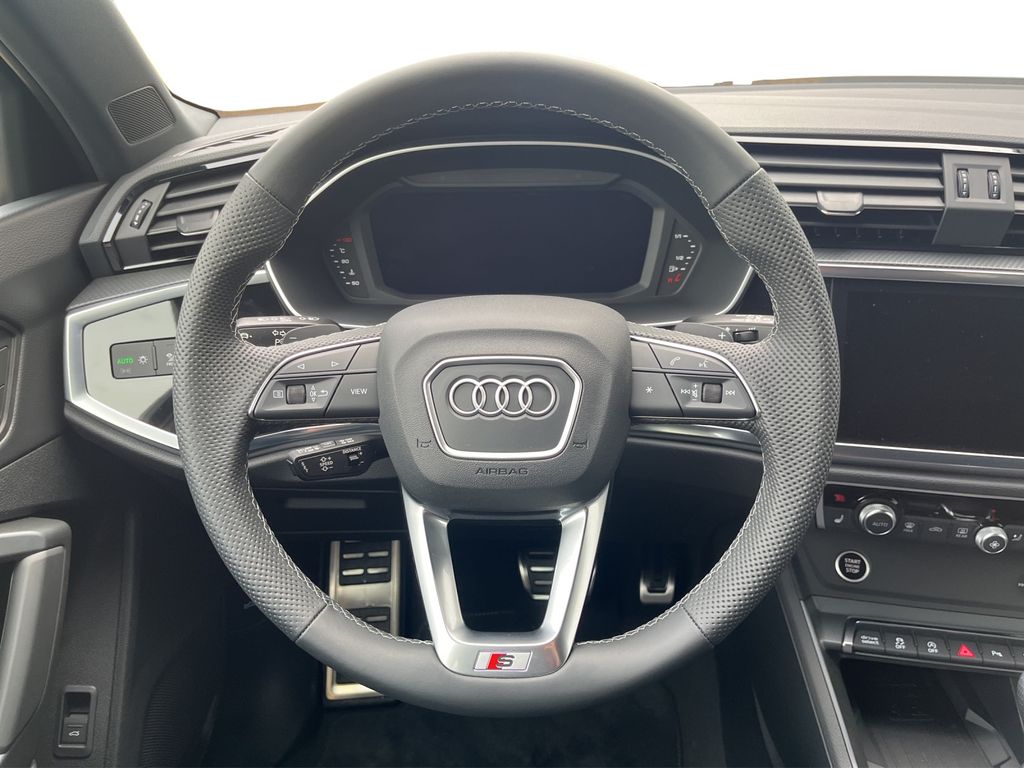 Audi Q3 2025
