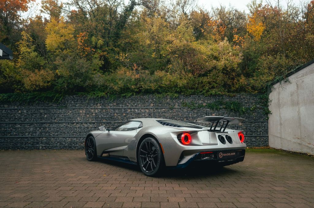Ford GT