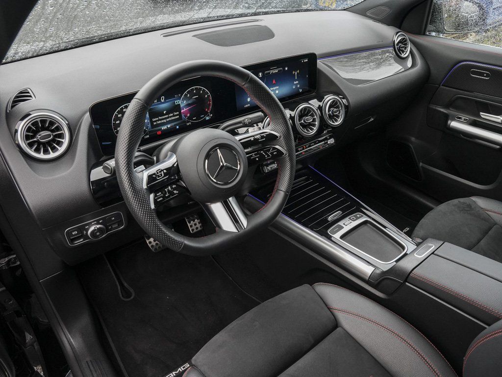 Mercedes-Benz GLA 200 2025