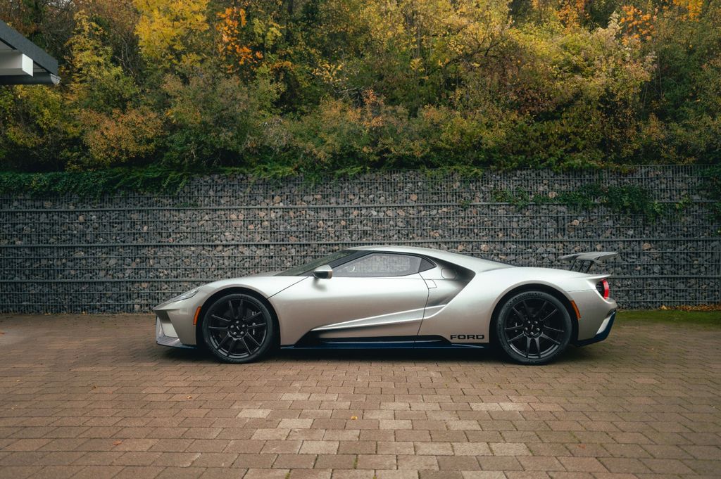Ford GT