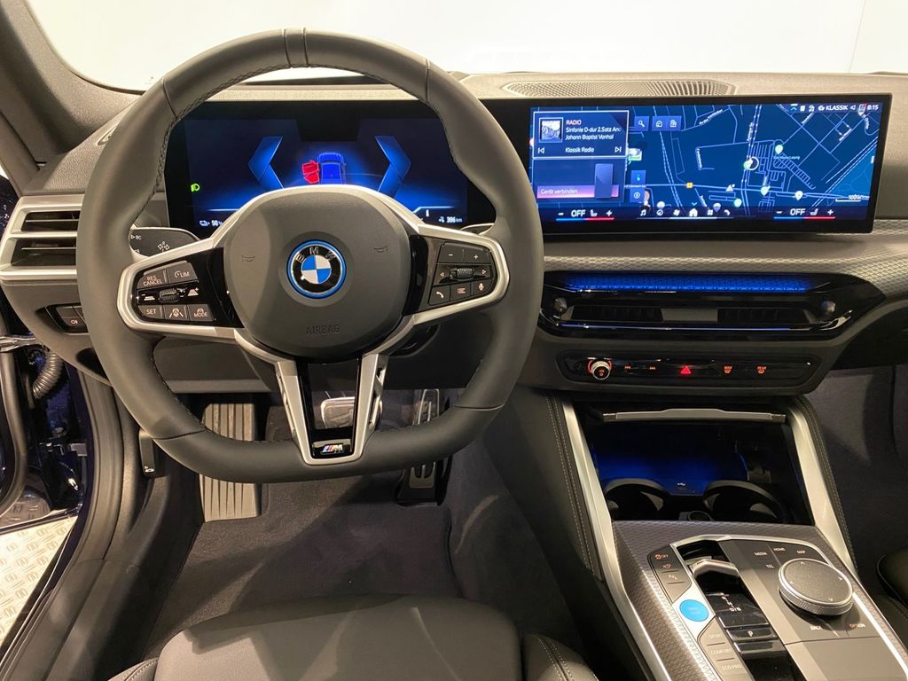BMW i4 2025