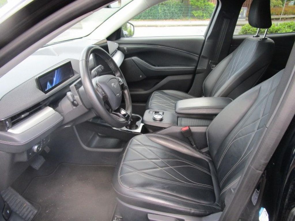 Ford Mustang Mach-E 2021