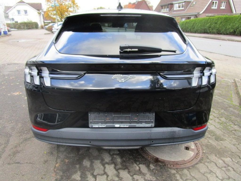 Ford Mustang Mach-E 2021