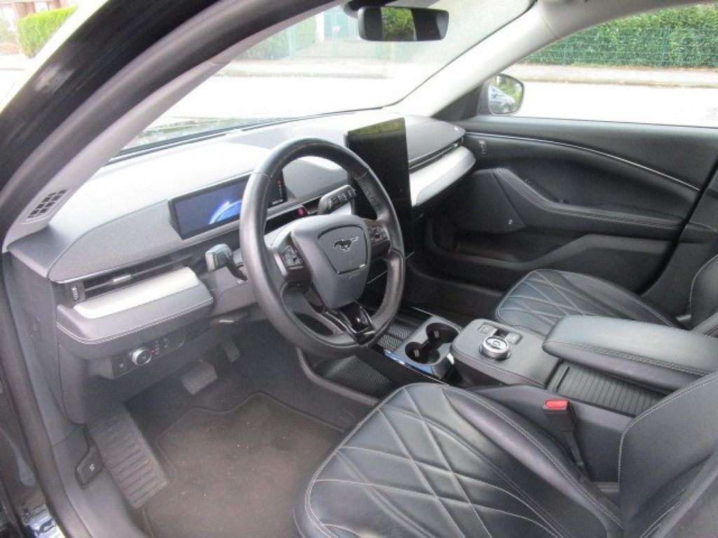 Ford Mustang Mach-E 2021