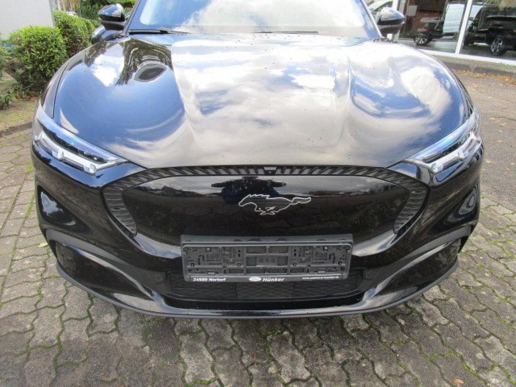 Ford Mustang Mach-E 2021