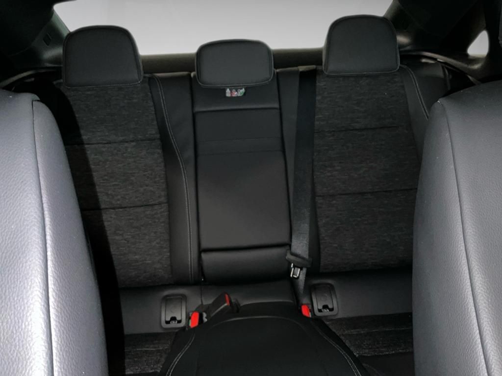 Mercedes-Benz CLA 250 2025