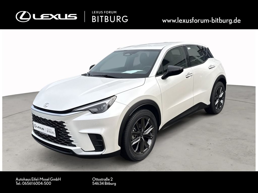 Lexus LBX