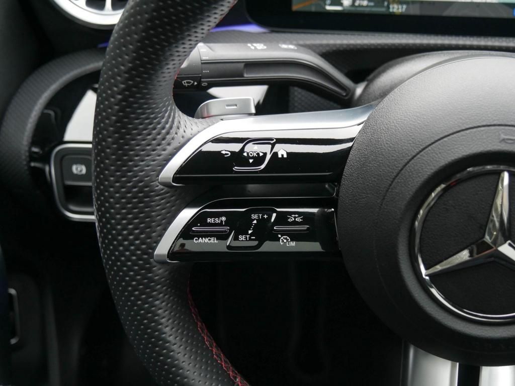 Mercedes-Benz A 220 2024