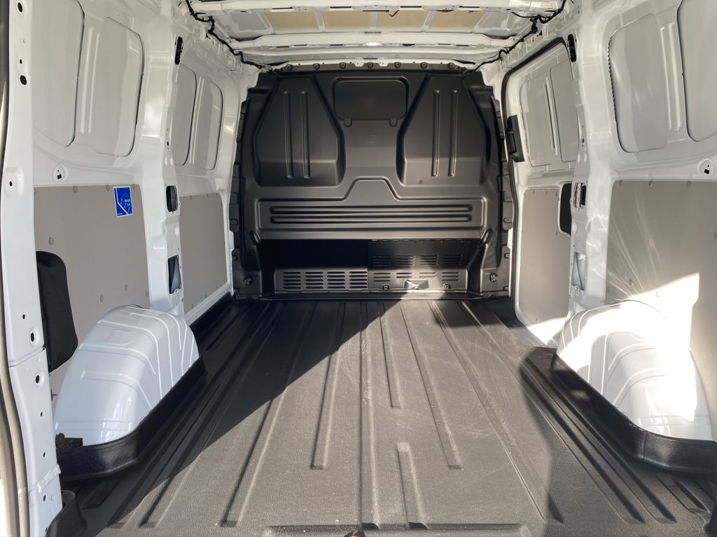 Volkswagen T7 Transporter 2025