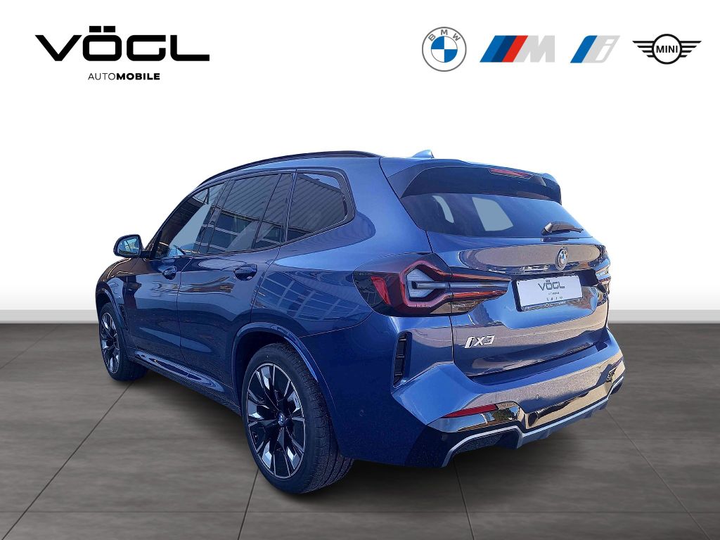 BMW iX3 2022